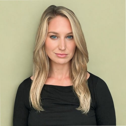 Home 41 Lauren Knight